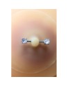 Paire de cache-tétons piercing barre faux diamant peau claire 