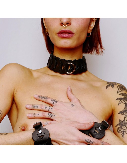 Collier en cuir tressé Noir